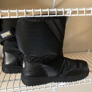 Snow Boots